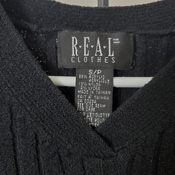 Black sweater - Picture 3 of 6